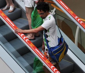 pasamanos-publicitario-2 pasamanos-publicitario-2